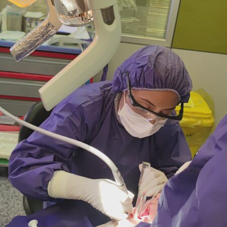 نمونه کارهای ایمپلنت دندان کلینیک شیان